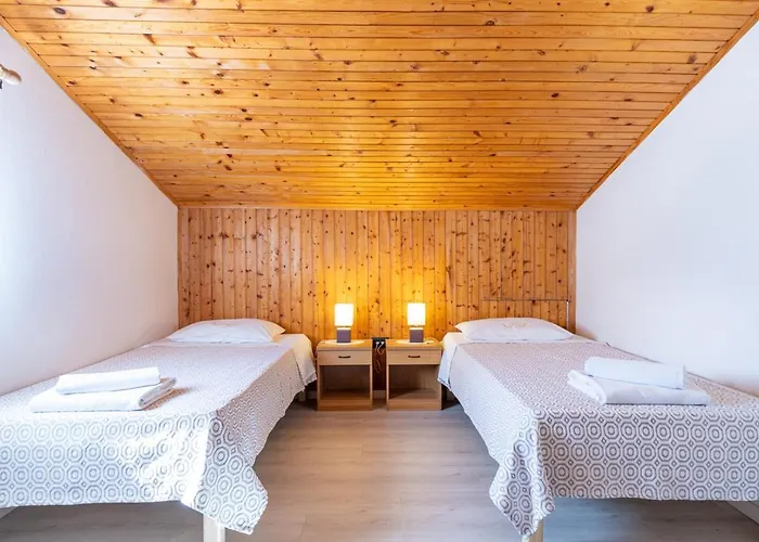 게스트하우스 Ada Near The Sea 포레치