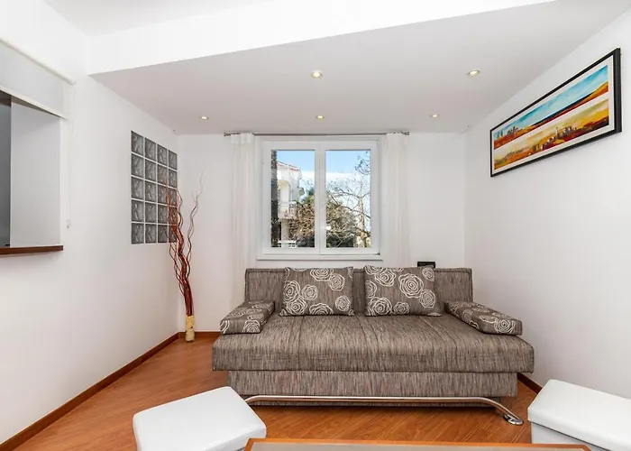 게스트하우스 Ada Near The Sea 3*